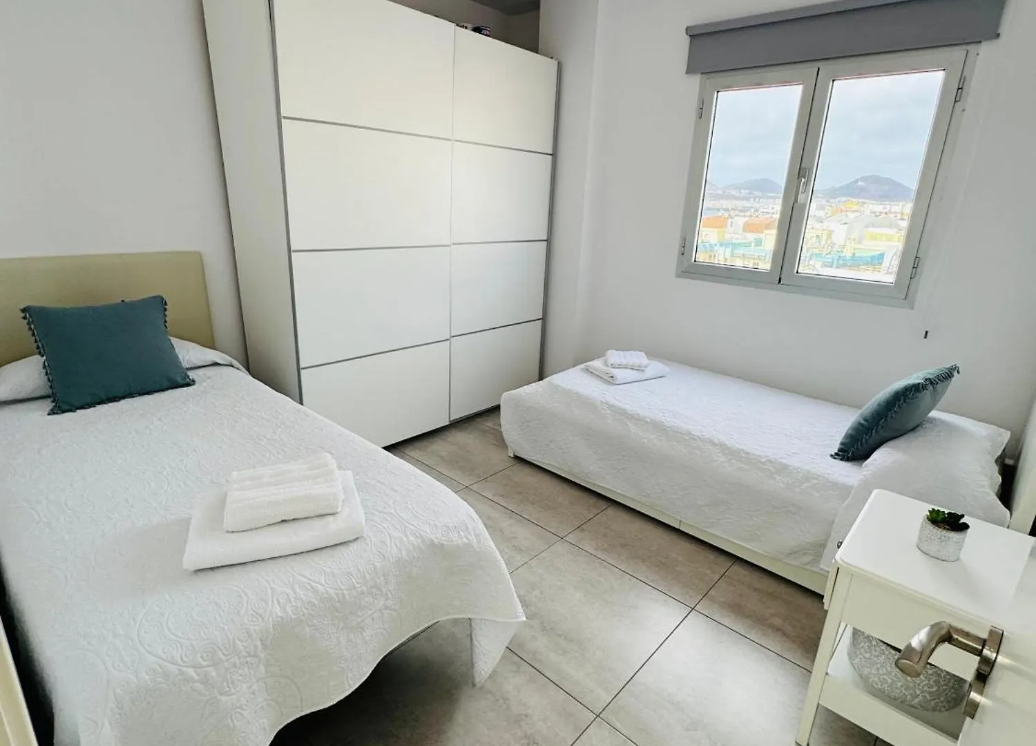 Vistas Mar Playa Las Canteras Primera Linea Wifi Las Palmas de Gran Canaria Apartment
